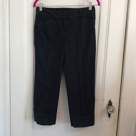 ANN TAYLOR Signature Fit Cuffed Denim Look Capris - Picture 3 of 7